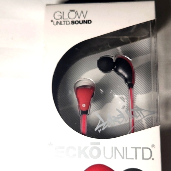 Ecko Unltd Glow Stereo Headphones With In Line Microphone. NEW - Picture 2 of 10